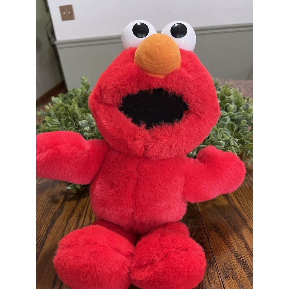 Tyco Sesame Street Vintage Tickle Me Elmo Plush Toy 95, Works Great! 16"